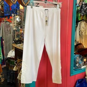 Nora Cora white pants. NWT